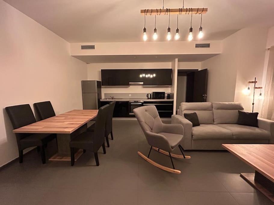 Logement 4Pers Proximite Plage 普罗普里亚诺 外观 照片